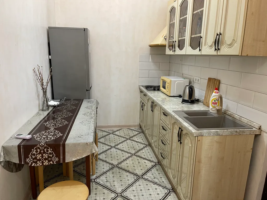 Апартаменты в центре Сухума. До пляжа идти 3 минуты