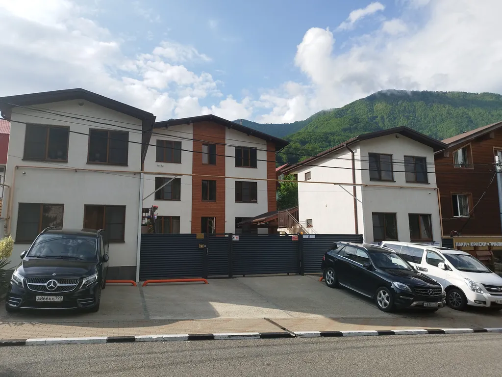 Квартира с отдельной спальней в центре