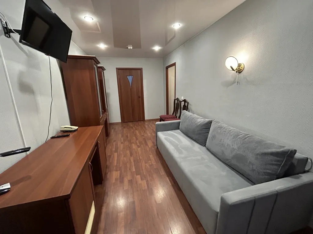 Квартира Комната — Тихвин