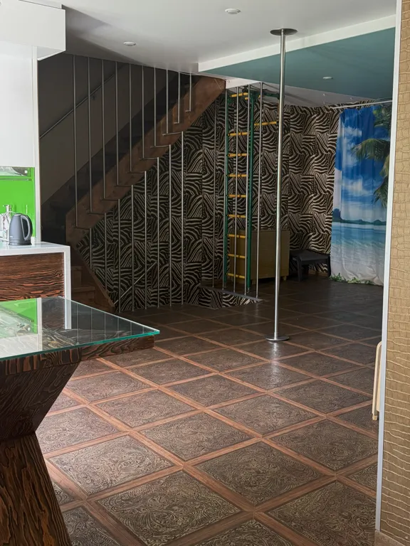 Уютный коттедж с баней и тёплым бассейном