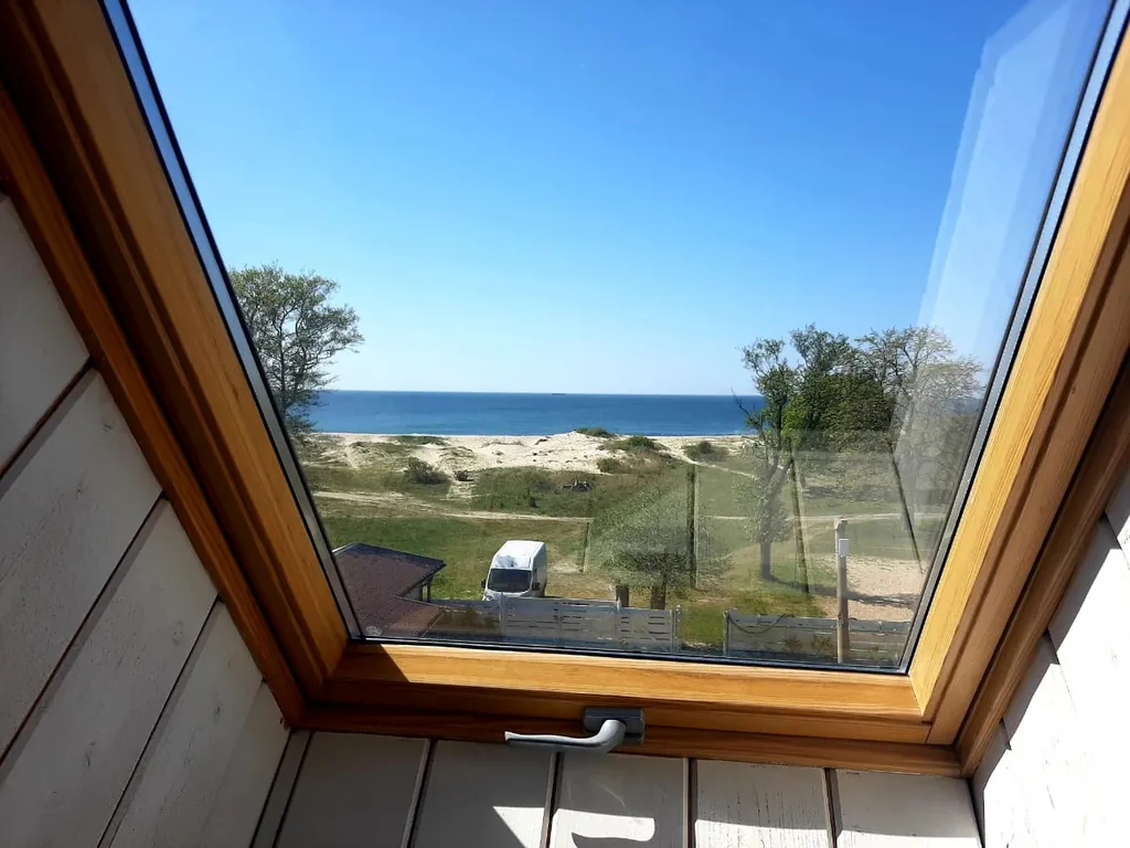 Двухуровневый номер с видом на море