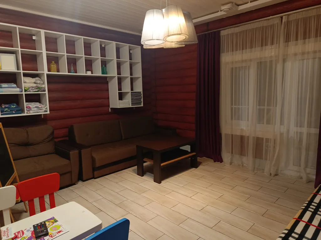 Уютный дом вблизи города и леса