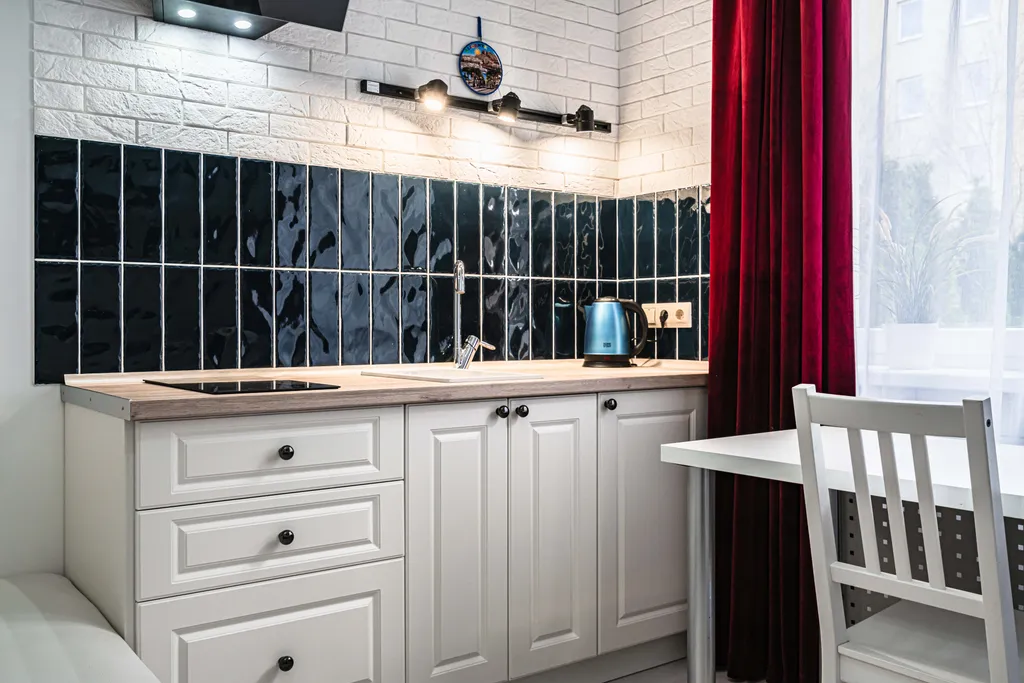 Апартамент балтатлантик в стиле кабинет