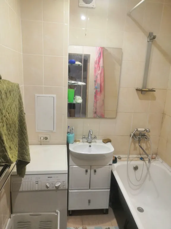 Комната с видом на парк лес, зелень