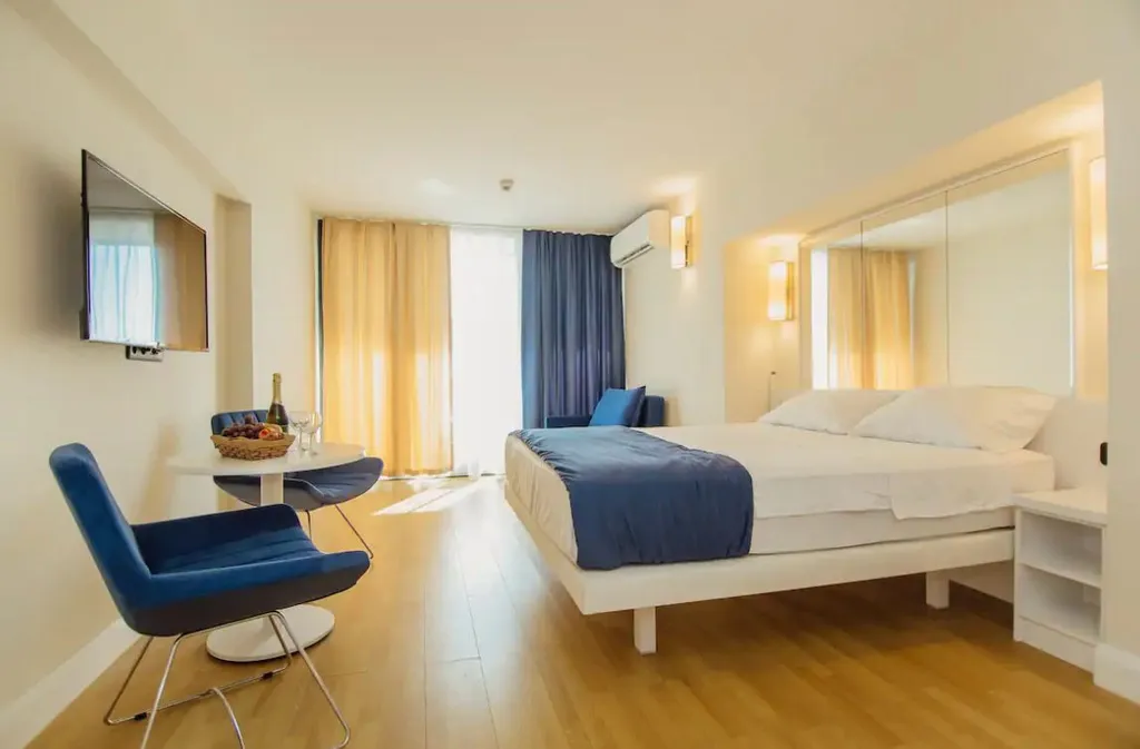 Orbi City View 22-19