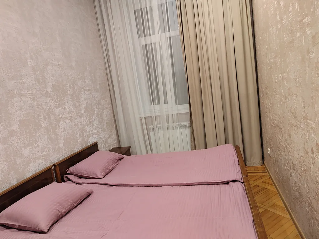 Уютный дом с садом в центре города