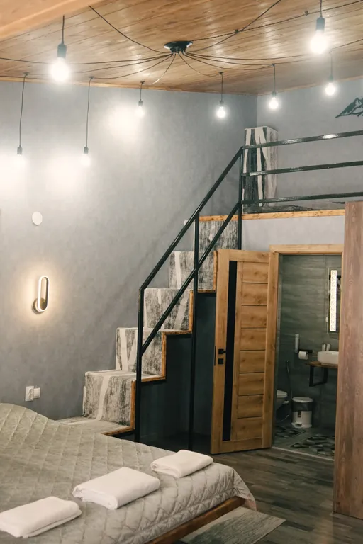 Новенький коттедж на большую компанию