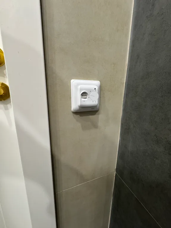 Новая просторная двухкомнатная квартира в новом монолитном доме