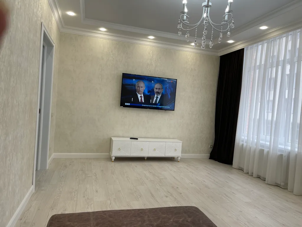 Апартаменты в новом доме в центре города, люкс