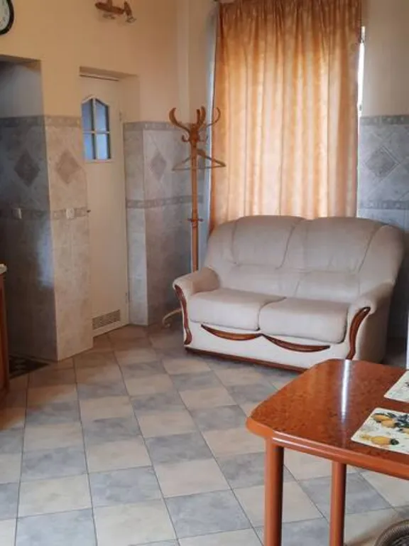 Коттедж Уютный коттедж у пруда — Борзые