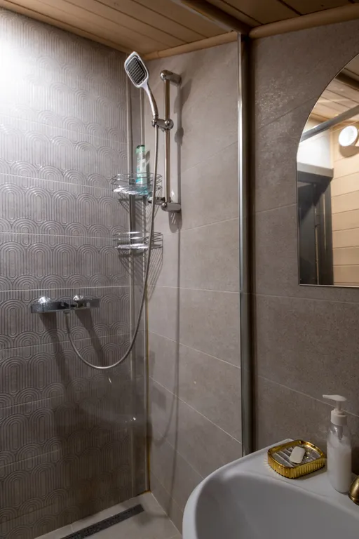 Коттедж Уютный дом Tashkent с видом на горы — Шерегеш