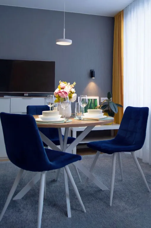 Стильная евро-двухкомнатная квартира на Томск1 — аренда посуточно в Томск