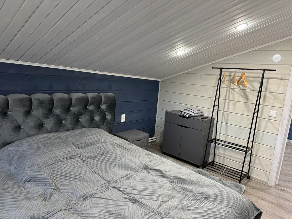 Новый коттедж с сауной и бассейном