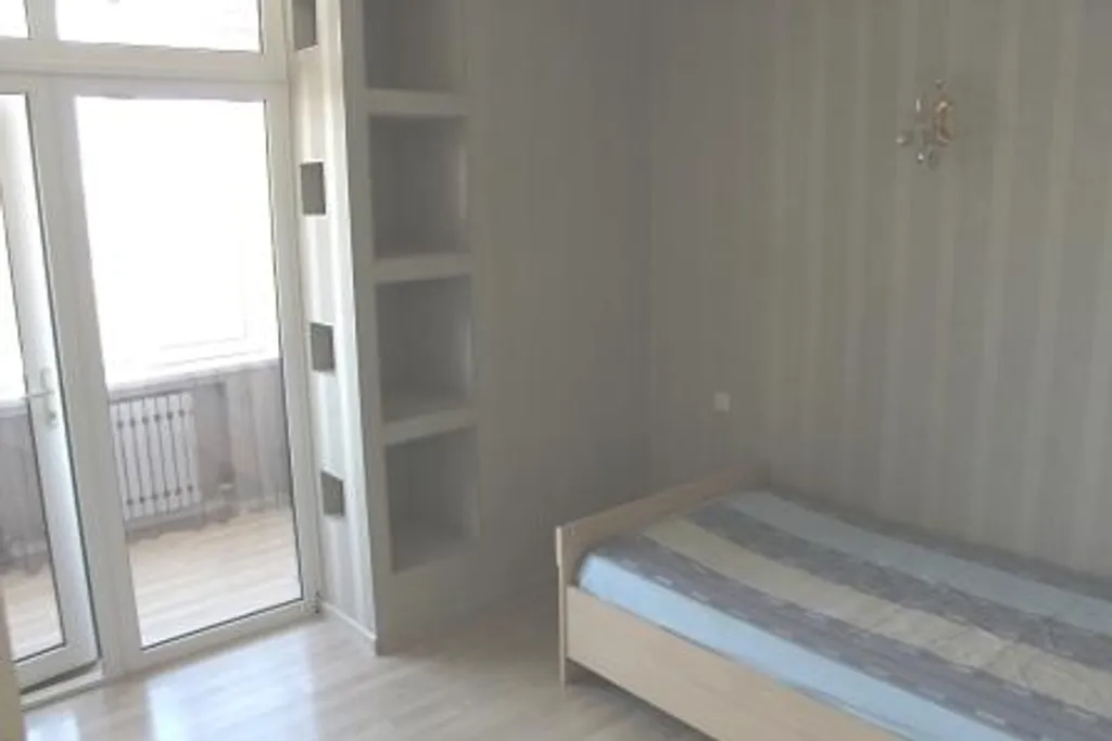 4-комнатная Квартира