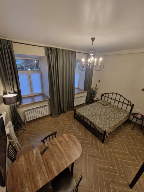 Квартира в самом центре в историческом доме — аренда посуточно в Торжок