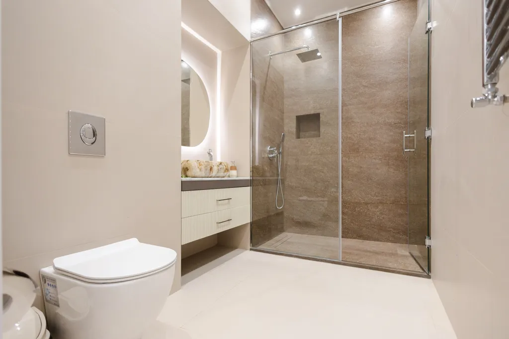 Современная квартира с двумя спальнями и новым ремонтом в центре