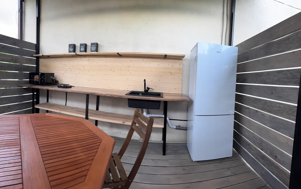 Коттедж Комфортные летние домики на море — Сухум