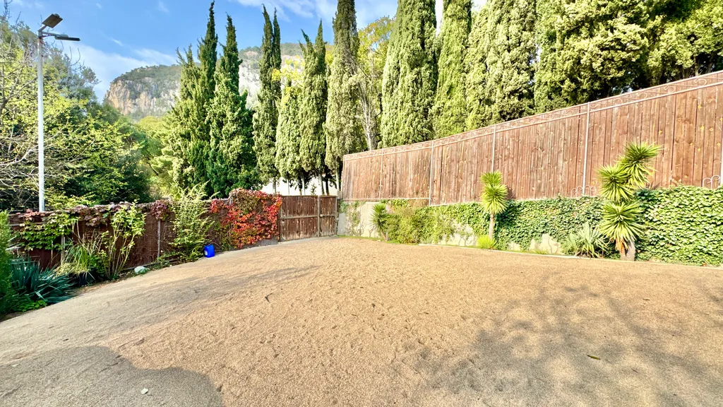 Коттедж Вилла возле Царской тропы в Нижней Ореанде — Ореанда