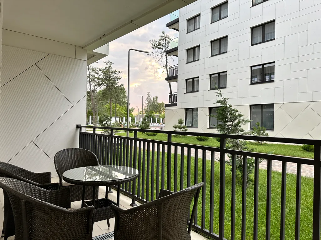 Евродвушка в клубной резиденции Европа с бассейном