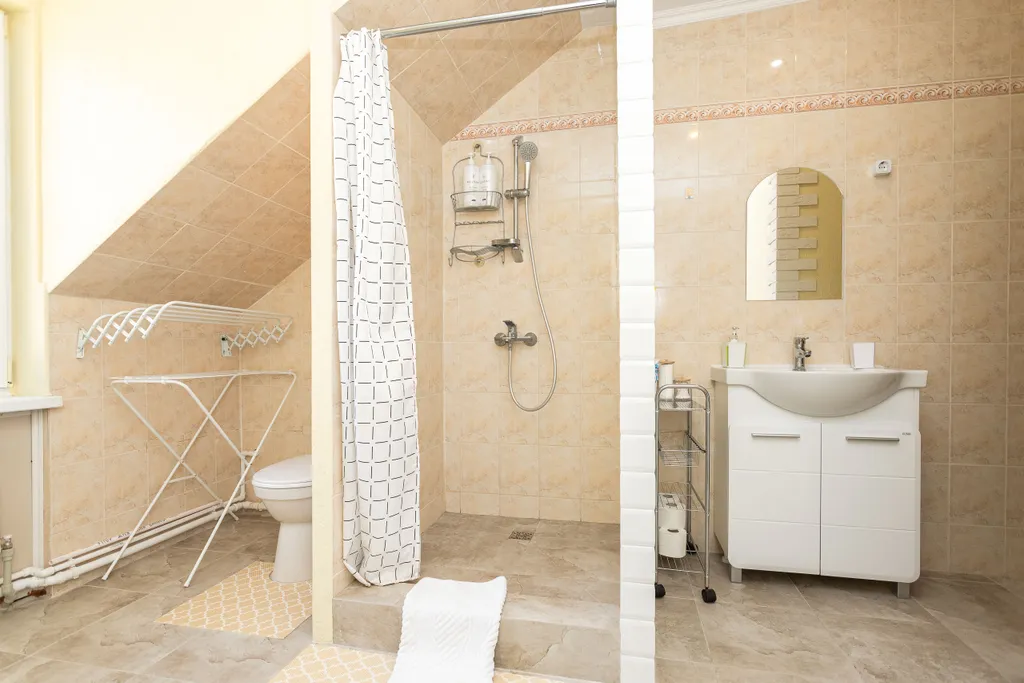 Мансарда 4-х комнатная 5 минут до моря!