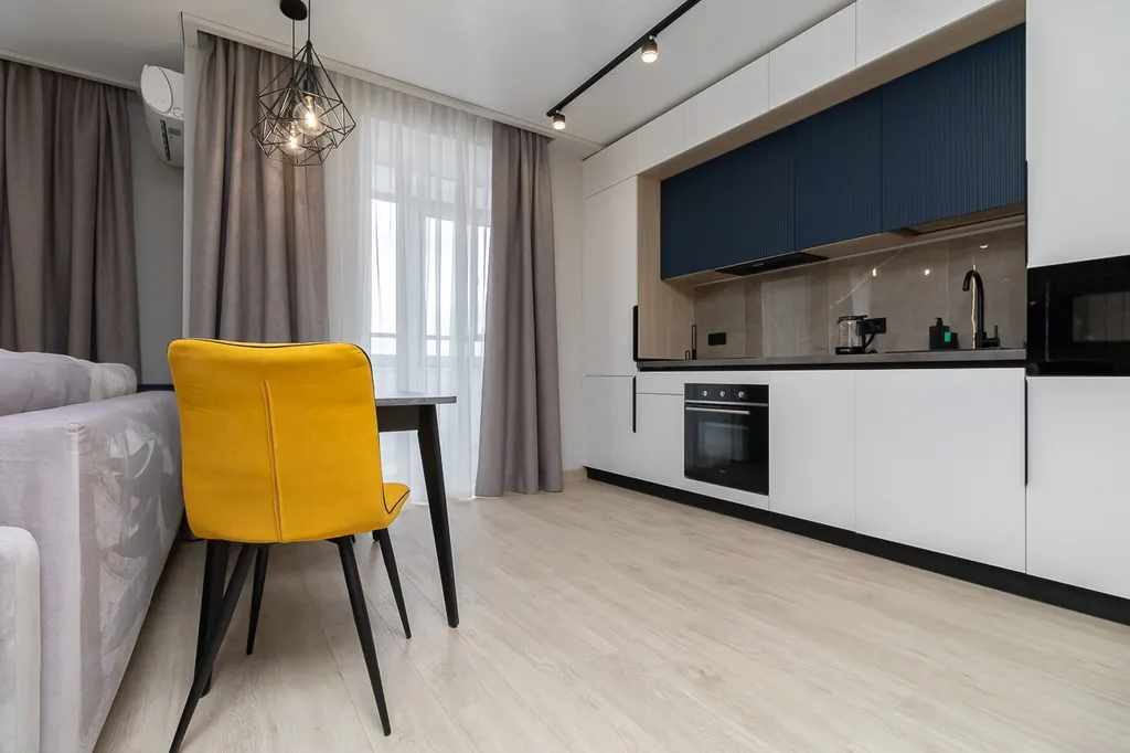 Улучшенные апартаменты комфорт с балконом