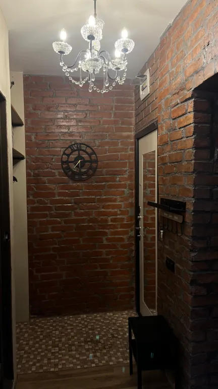 Евротрешка с нестандартной планировкой в центре города