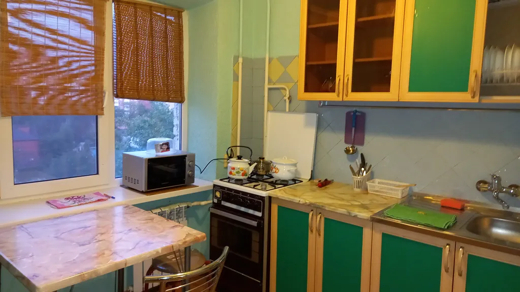 Квартира Сдаю свою квартиру посуточно в центре города. — аренда посуточно в Ростов-на-Дону