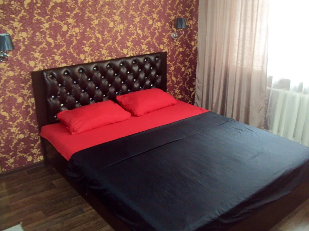 Квартира "Вип" апартаменты с дизайнерским интерьером в деловом центре города — аренда посуточно в Караганда