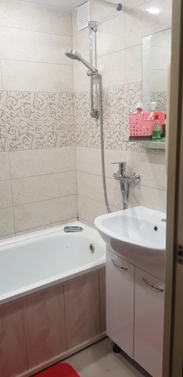 Уютная, просторная квартира возле Аквапарка