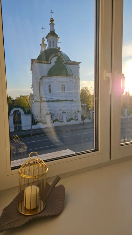 Уютная квартира с видом на храм Михаила Архангела, 10 минут Кремль