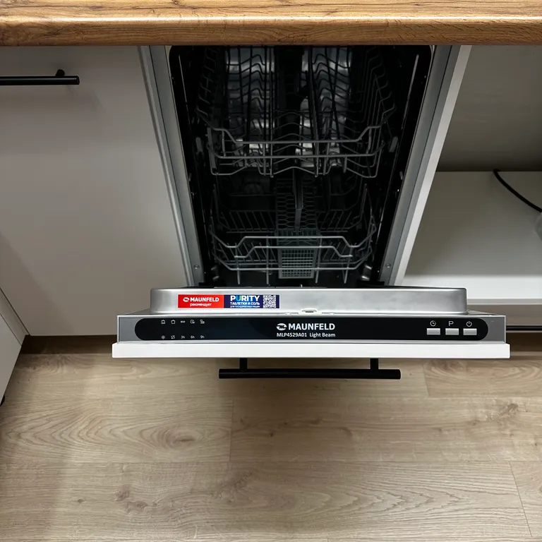 Трёхкомнатая квартира в центре города в пешей доступности к Заливу