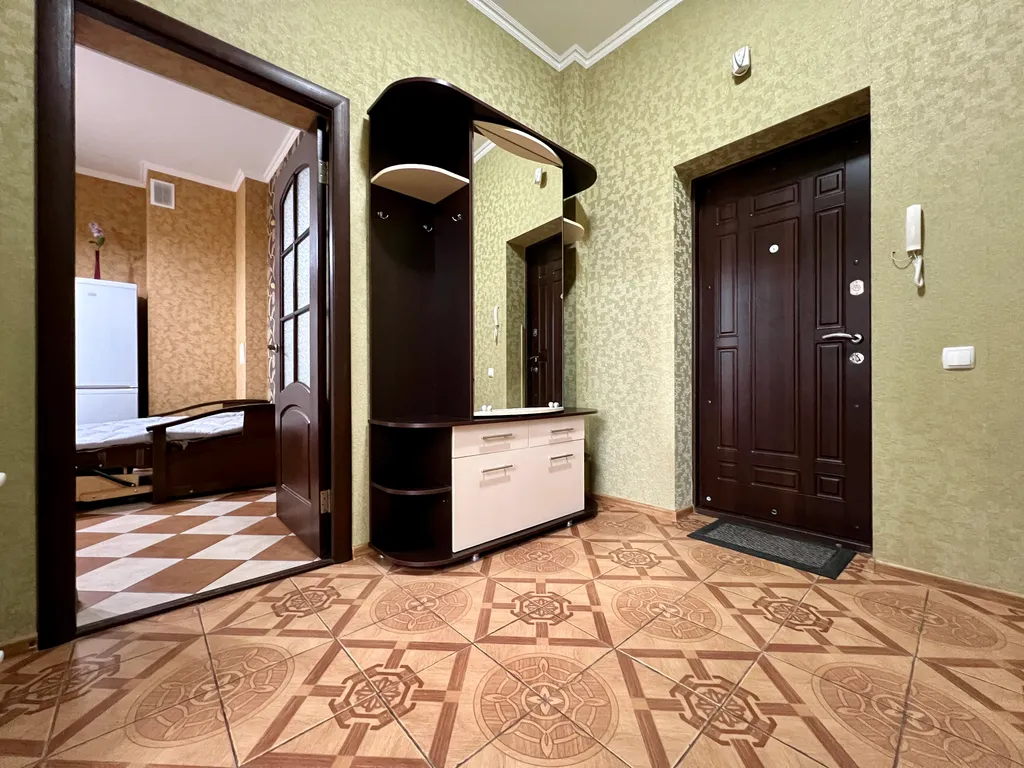 Рядом пляж парк Победы Херсонес не берем оплату за уборку