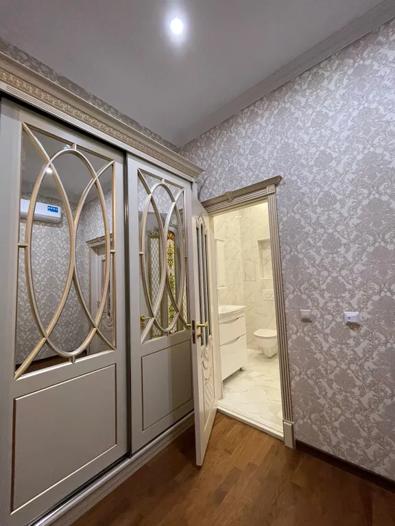 Квартира с красивым видом на парк, город, в 5 мин ходьбы до парка