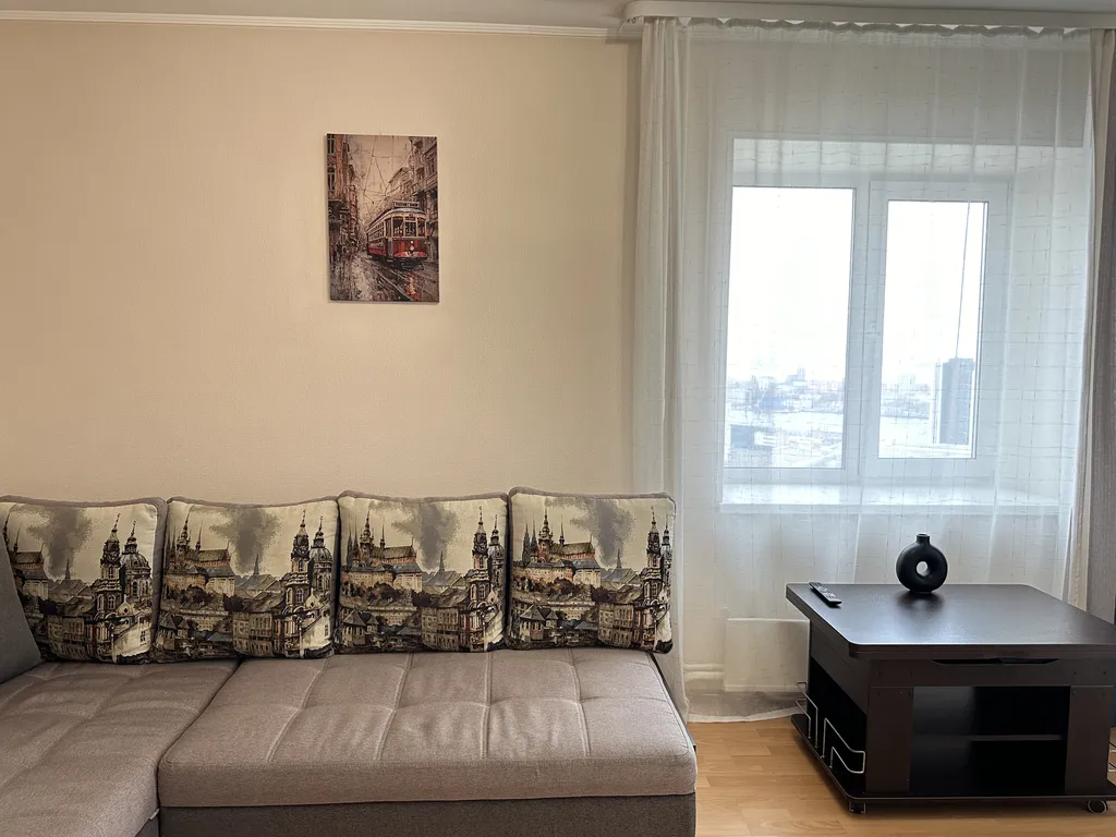 Квартира Квартира с видом на мост через бухту Золотой Рог возле театра — Владивосток