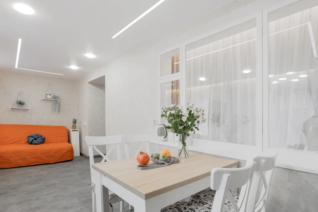 Просторная 2-комнатная квартира с дизайнерским ремонтом