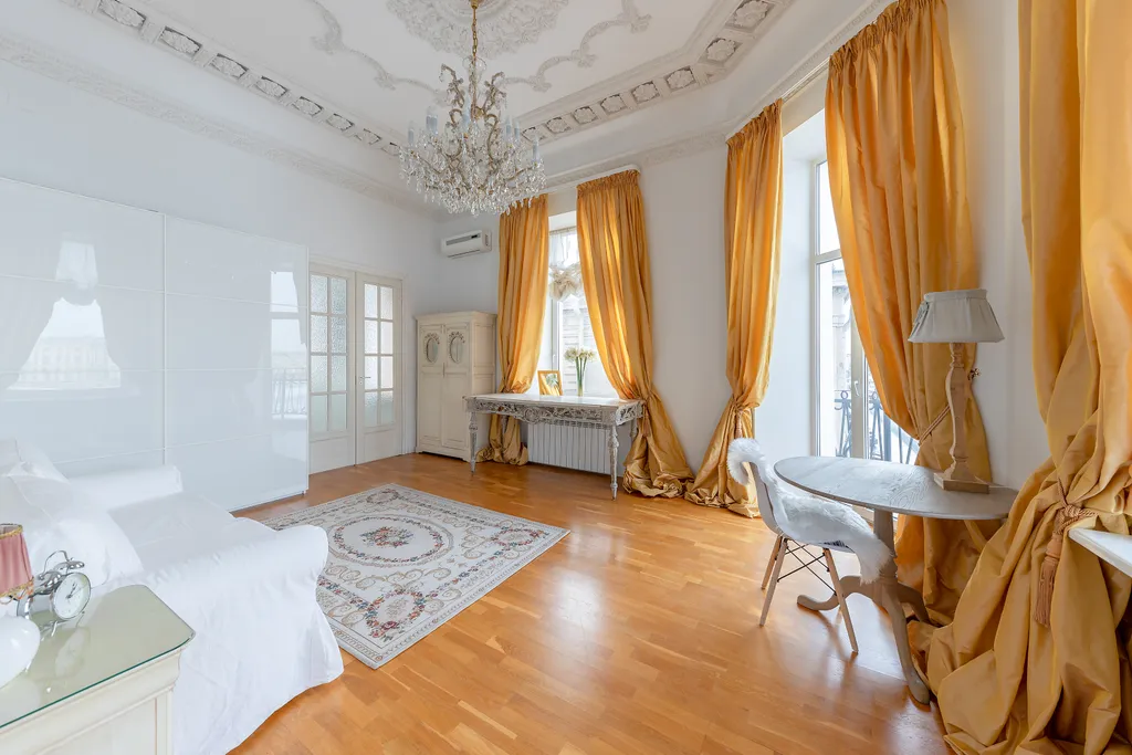 Эксклюзивная видовая квартира в центре