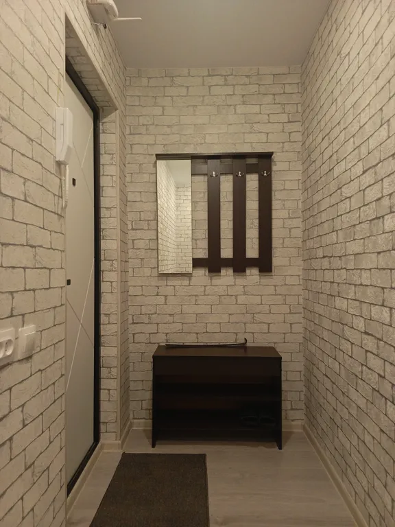 2-комнатная квартира с евроремонтом в престижном районе у РТЦ Виконда