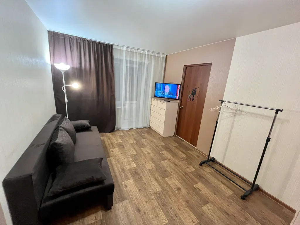 Уютная квартира в центре города в районе гипермаркета Семья