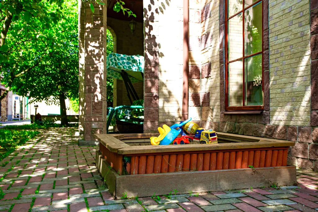 Дом с роскошным бассейном и 2 видами бань