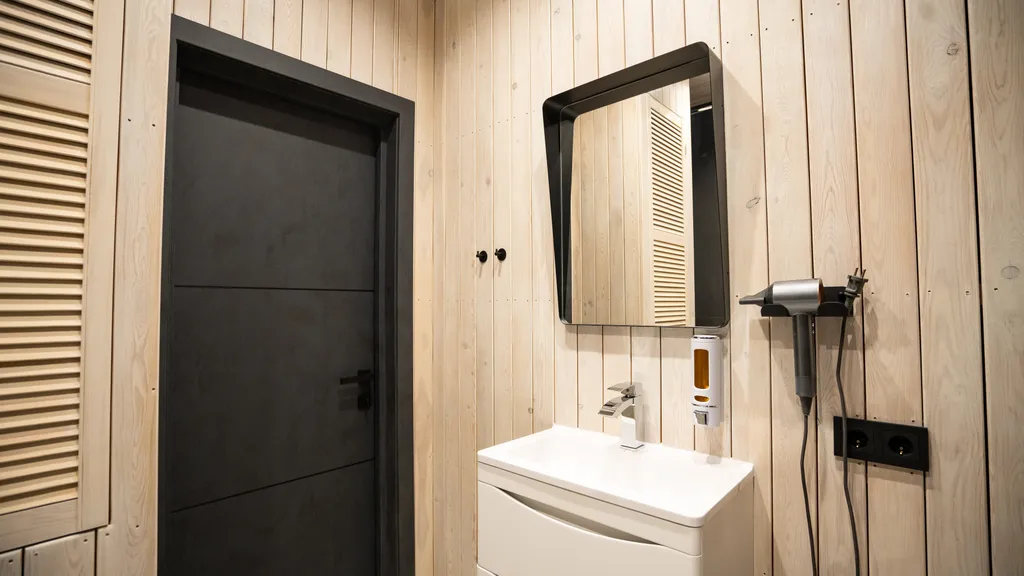 Дом с кедровой баней и термо-бассейном