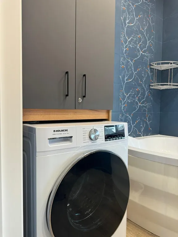 Часть дома с террасой и мангальной зоной на берегу моря