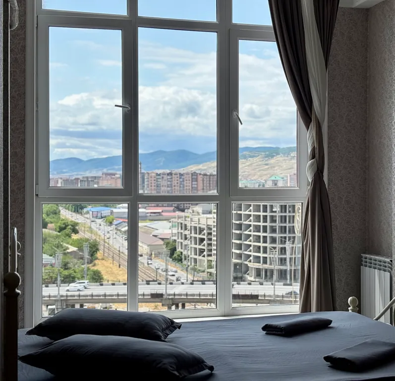 Квартира в центре города с видом на горы и город — аренда посуточно в Махачкала