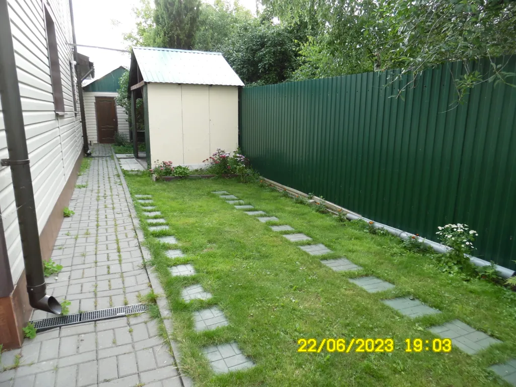 Уютная комфортная  половина дома с отдельным входом