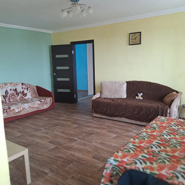 Уютная квартира с прекрасным видом на Иртыш, рядом с Кремлем