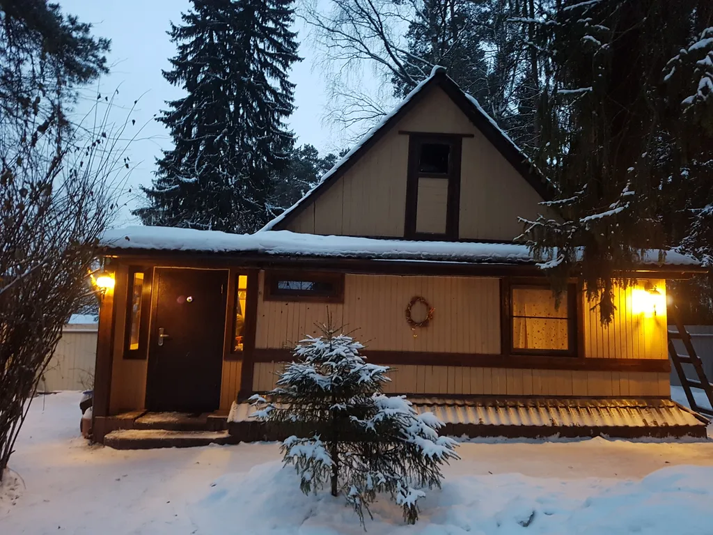 Домик-бунгало в стародачном поселке