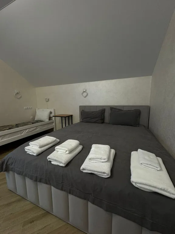 Часть дома с террасой и мангальной зоной на берегу моря