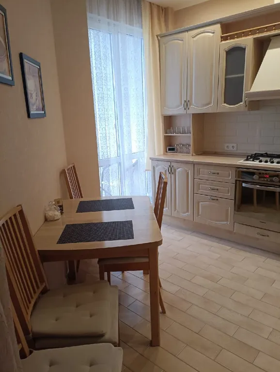 Квартира 2-комнатная Квартира — Геленджик