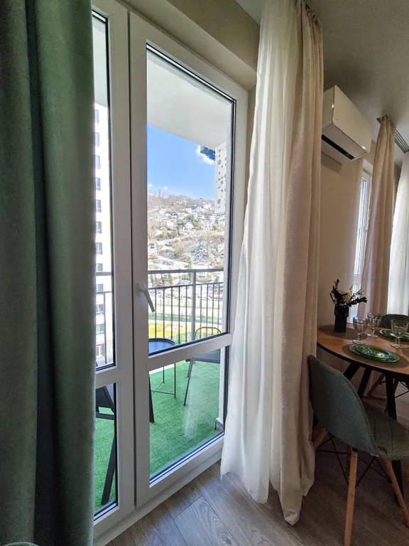 Просторная студия в Летнем