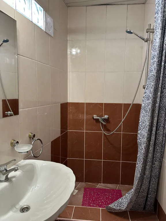 Коттедж Уютный коттедж в самом центре Сочи — Сочи