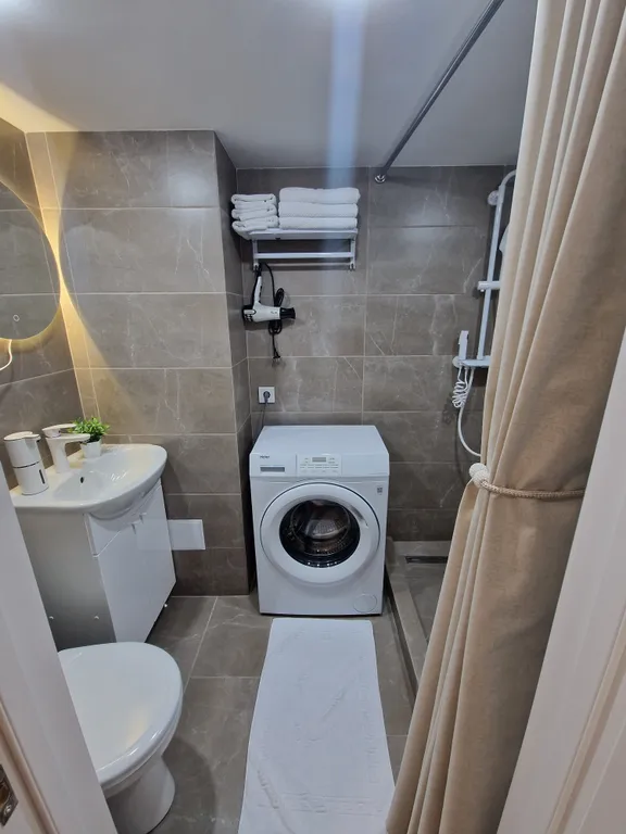 Уютная двухуровневая студия в центре